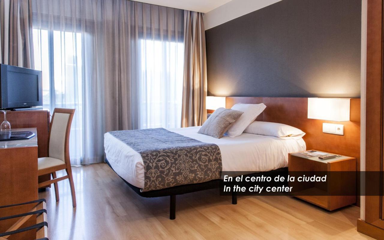 Zenit Don Yo Hotel Сарагоса Екстериор снимка