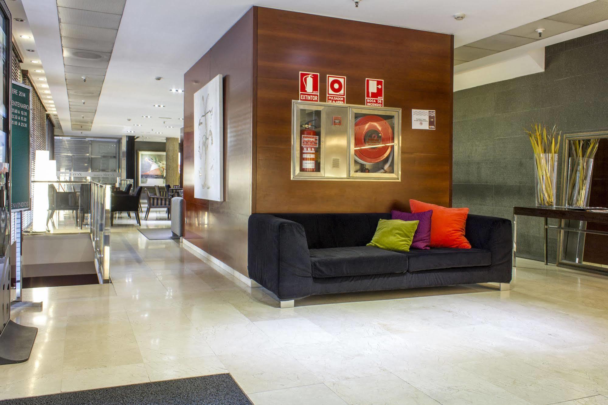 Zenit Don Yo Hotel Сарагоса Екстериор снимка