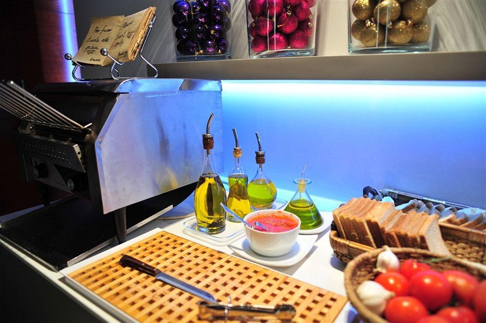 Zenit Don Yo Hotel Сарагоса Екстериор снимка